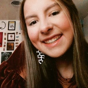 Meet your Posher, Christy